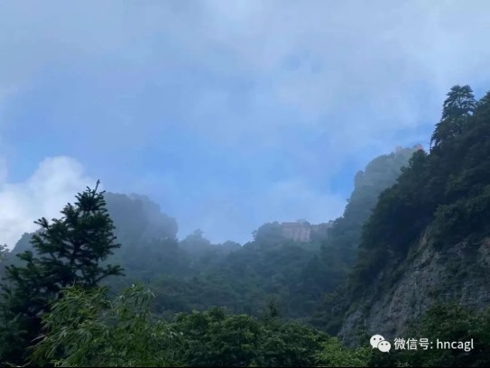 武當(dāng)山團(tuán)建309.jpg